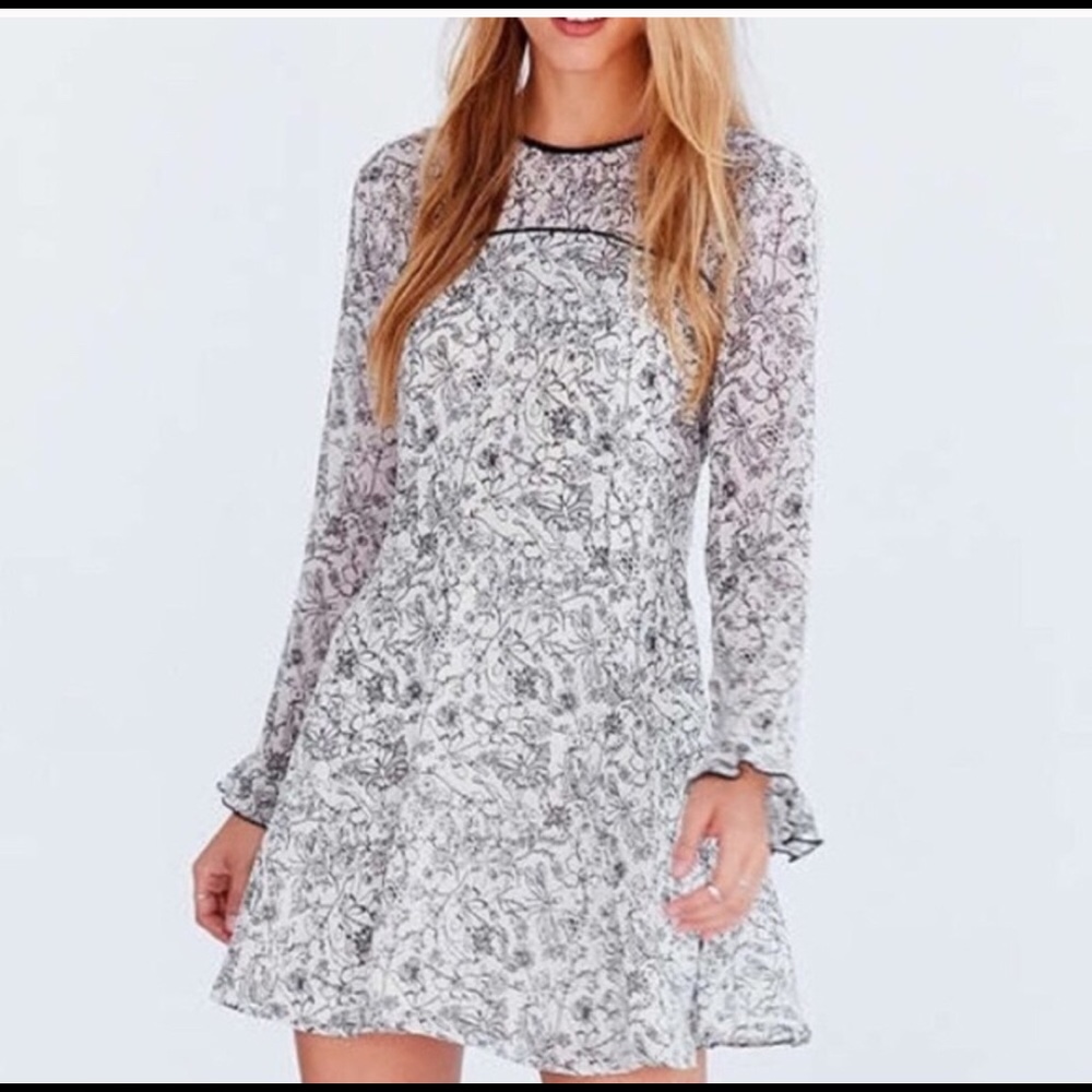 Kimchi Blue gorgeous dress from Urban Outfitters